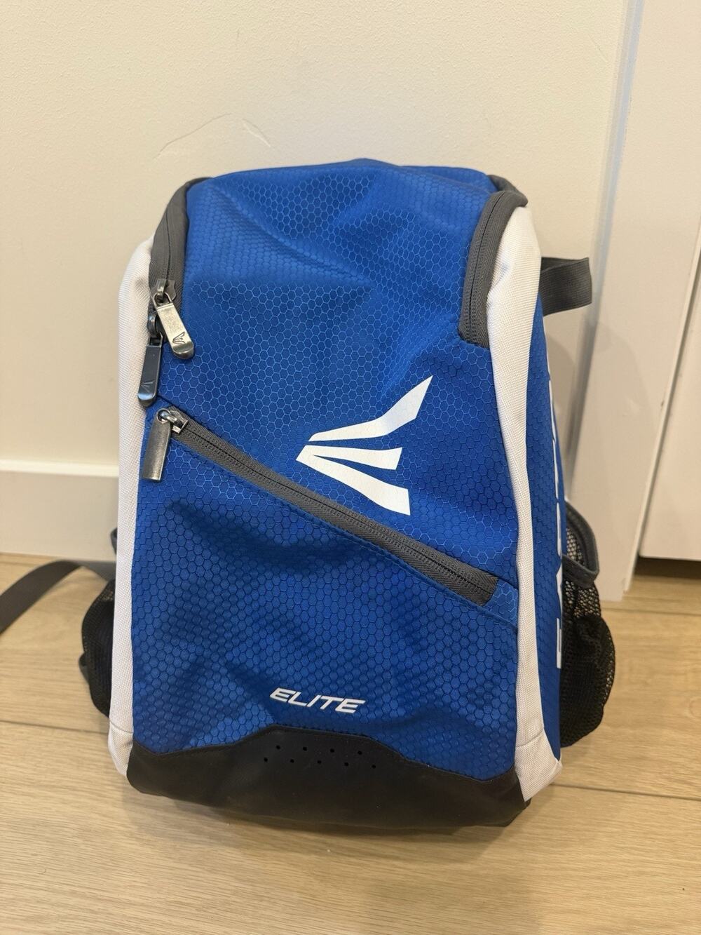 Easton Elite Blue Baseball Softball Backpack Bat Pockets Shoulder Straps